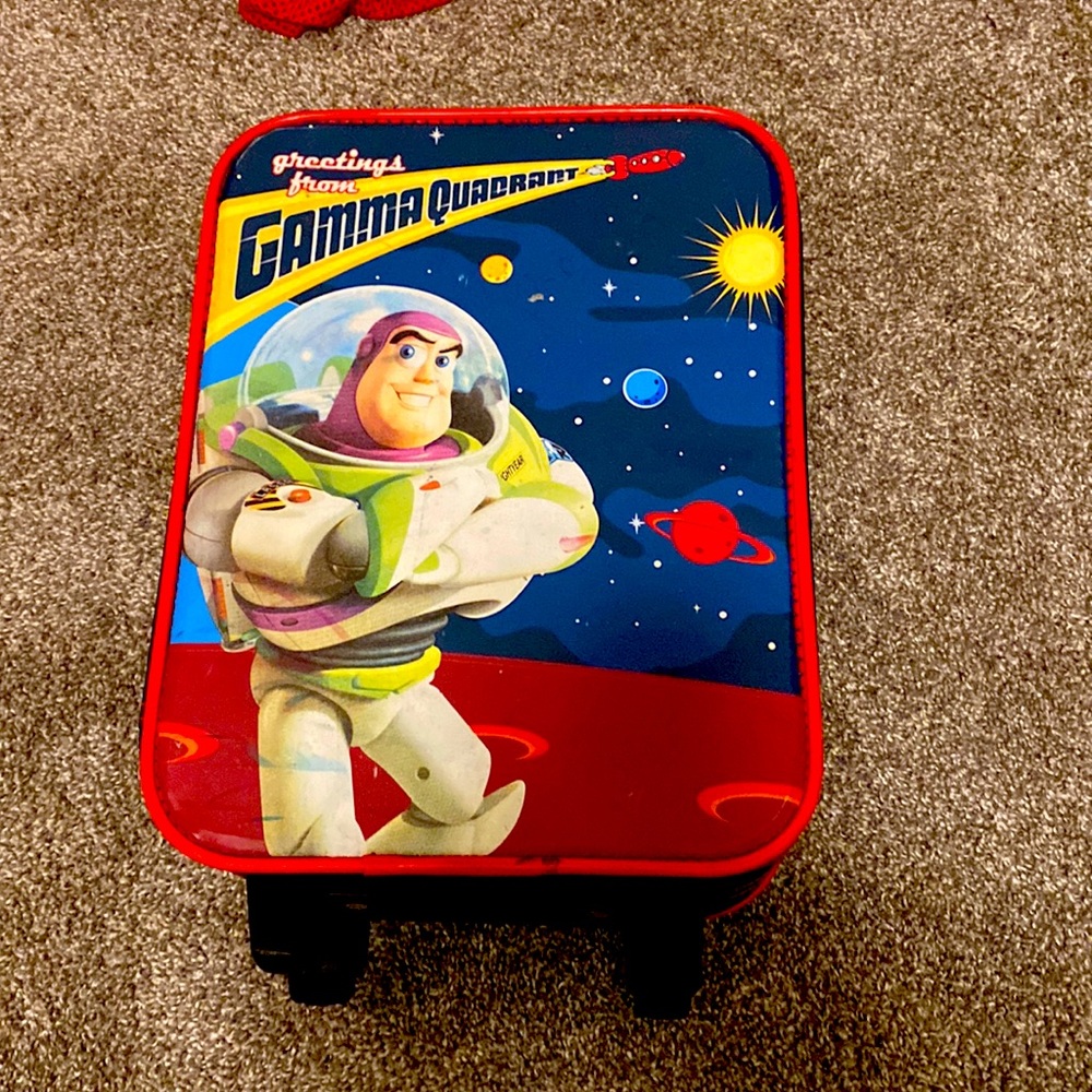 A buzz light year suitcase for baby’s age 1-7